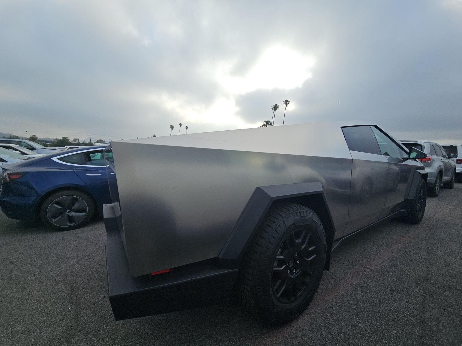 2024 Tesla Cyber Truck foundation series