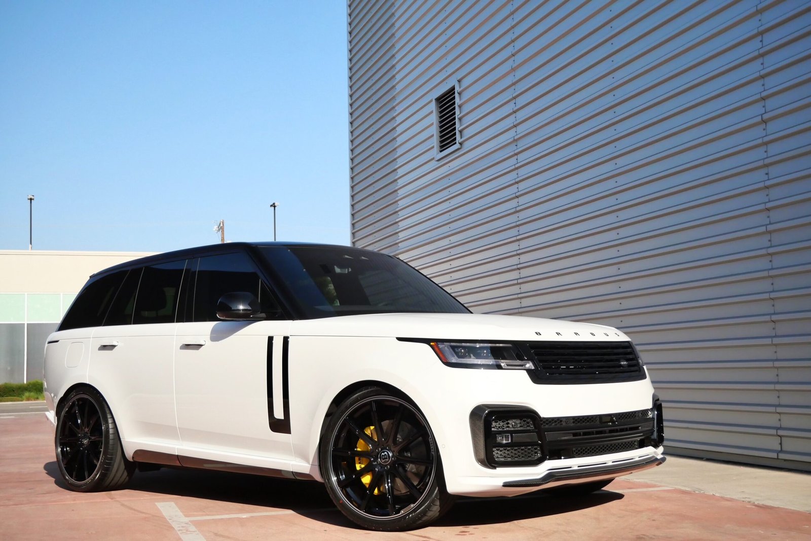 2025 Range Rover Brabus Carbon Edition