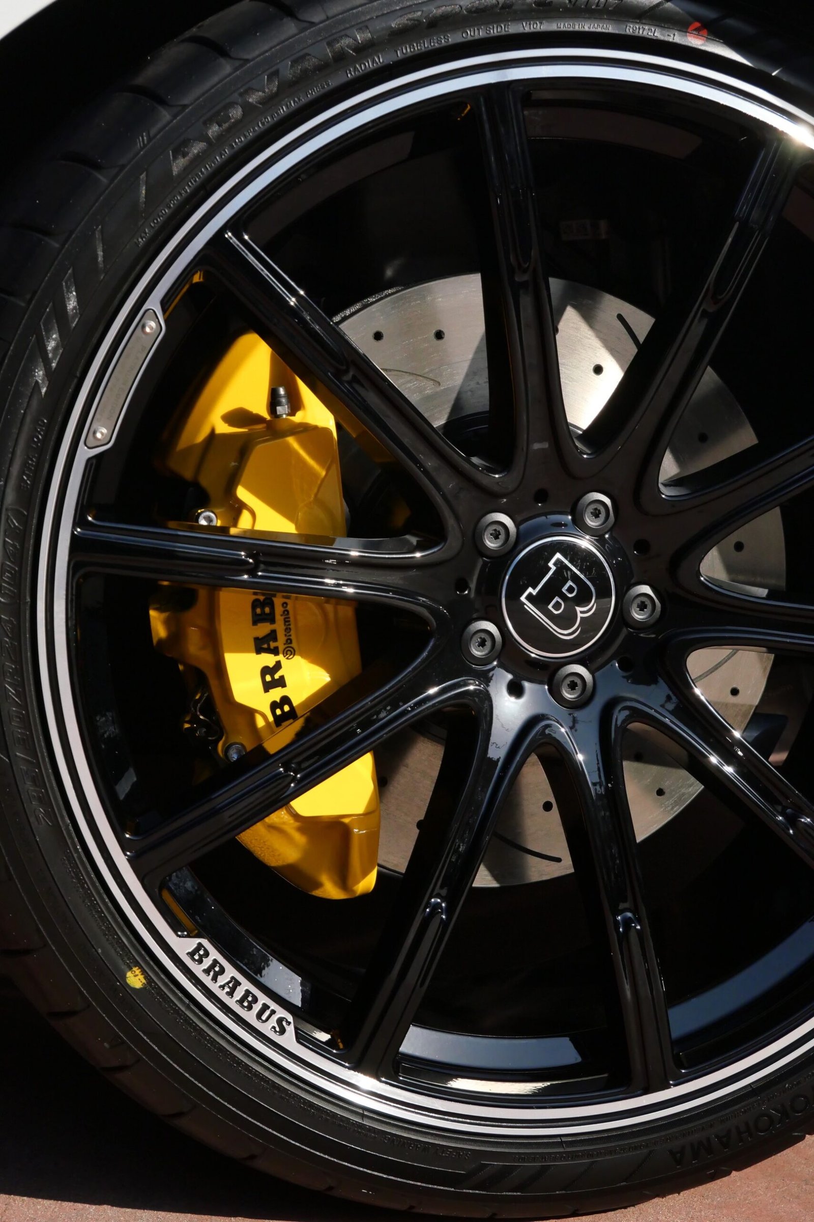 2025 Range Rover Brabus Carbon Edition