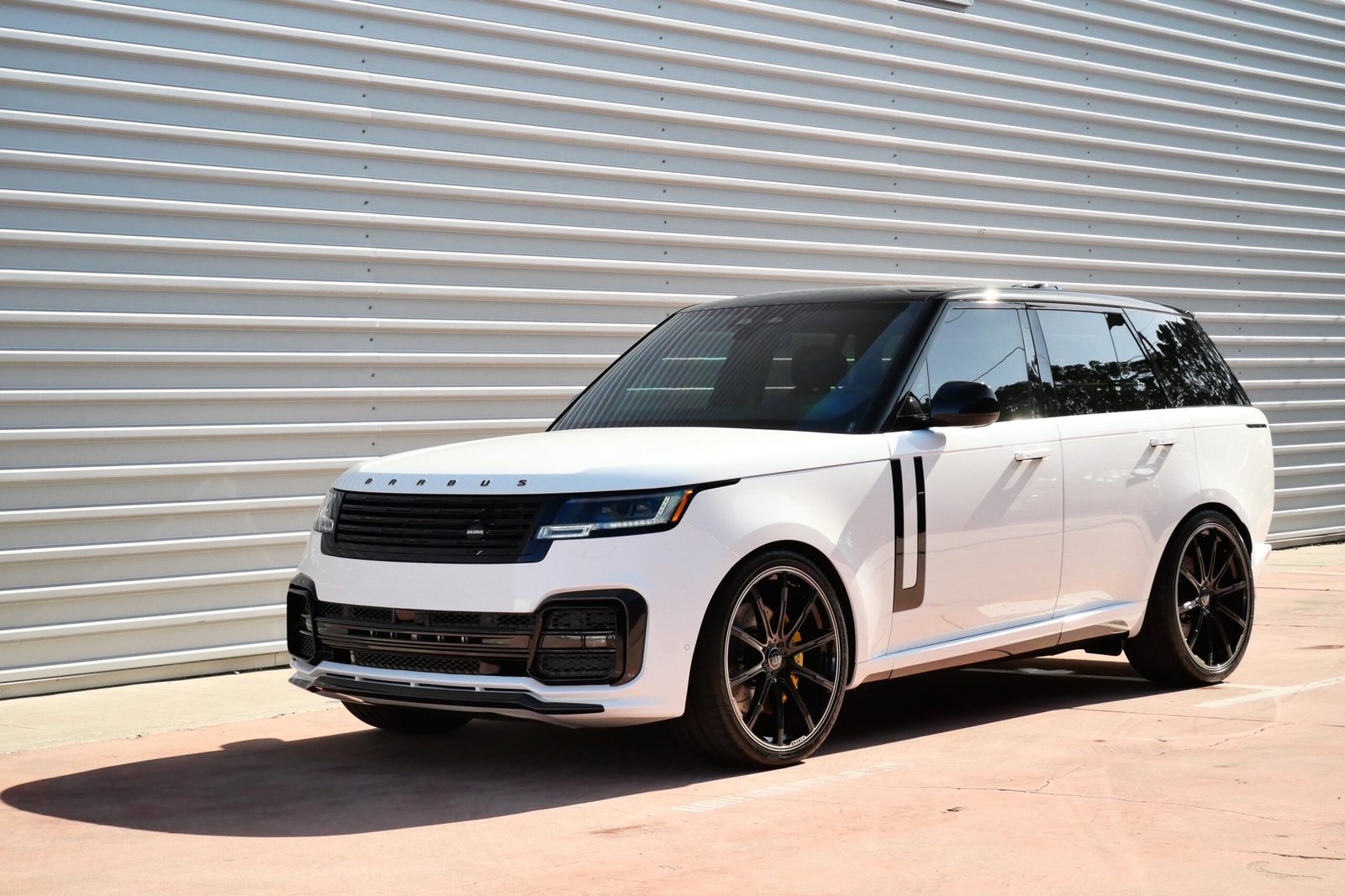 2025 Range Rover Brabus Carbon Edition